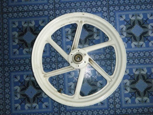 ล้อหน้า SUPER FOUR V TECH,NSR 250 MC21,CBR 250 RR,VFR 400,RVF 400 ล้อหน้า SUPER FOUR V TECH,NSR 250 MC21,CBR 250 RR,VFR 400,RVF 400