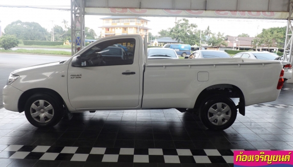 TOYOTA HILUX VIGO ตอนเดียว 2.7 LPG