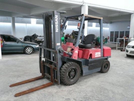 ขายรถโฟล์คลิฟท์มือสอง NISSAN รุ่น NJ02-A25