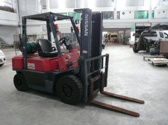 ขายรถโฟล์คลิฟท์มือสอง NISSAN รุ่น NJ02-A25