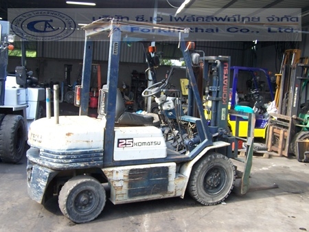 ขาย รถโฟล์คลิฟท์ KOMATSU รุ่น FD25-11