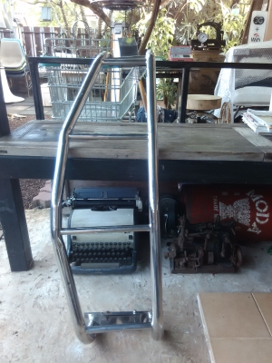 บันไดหลังรถ van หรือ suv บันไดหลังรถ van หรือ suv