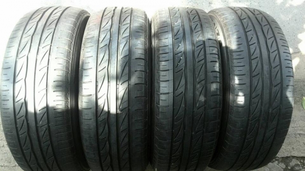 ขายยาง BRIDGESTONE AR10 205-65-15 ปี10 ดอกเยอะจัด ไม่บวม ชุดละ 3,400 บาท