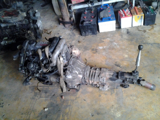 ขายเครื่องโตโยต้า 2C เทอร์โบ พร้อมเกียร์ มาลองเครื่องดูครับ แน่นๆไม่มีเลข ขาย 25000 บาทครับ