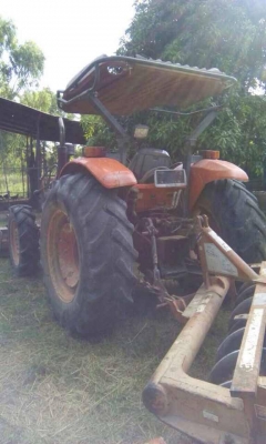 **398,000 บ.ต่อรอง**ขายรถไถ2เพลา ส้มๆ KUBOTA M7040 4WD เครื่องเดิมเกียร์เดิม เครื่องยนต์ 70แรง 4สูบ 3,331 cc ระบบไดเร็กฯ เครื่องดี สตาร์ทง่าย แรงดี เกียร์ไม่หลุด ปั้มดี แรงดี ทำงานดีเร็ว คล่องตัว ช่วงล่างดี ท้ายดี ระบบไฮฯใช้งานปกติ หลังคามีขาด ยางดี2เส้นพ