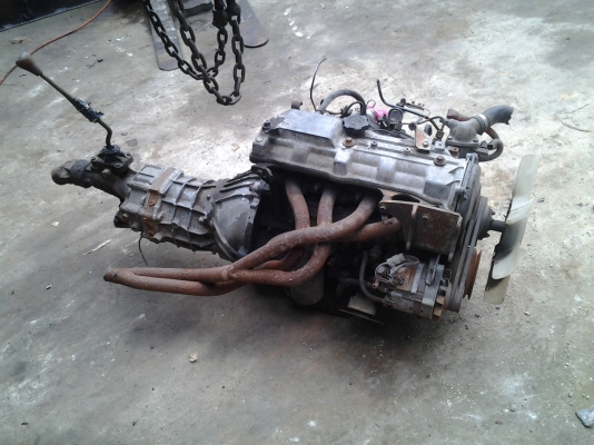 ขายเครื่องฮีโร่2L พร้อมเกียร์พร้อมใช้ ไม่มีเลข ขาย 15500 บาท