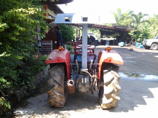 ขายรถไถนาขับ2 พร้อมใช้ เครื่องแน่นจอดนาน เครื่อง2สูบ ขาย 42000 บาท