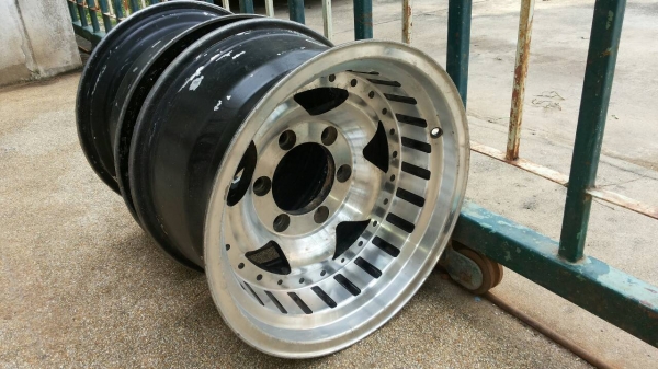 ลงขายใหม่  แม็กเรโท ออฟลึกๆ 6รู139  ขอบ15  off-20  ออฟลึกๆ ลายนี้หายาก