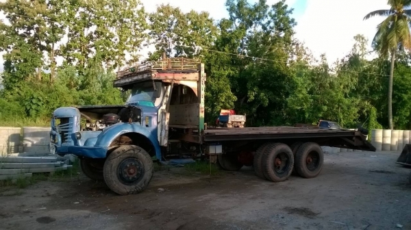 ขายเทนเลอร์ HINO 10 ล้อหัวยาว 2 เพลา คัสซีสวยตลอดเส้น เครื่อง EH700 168 แรงม้า เกียร์ HO ช่วงล่างจัมโบ้ 210 ยางดี ทะเบียนพร้อมโอน ราคาต่อรองได้ครับ