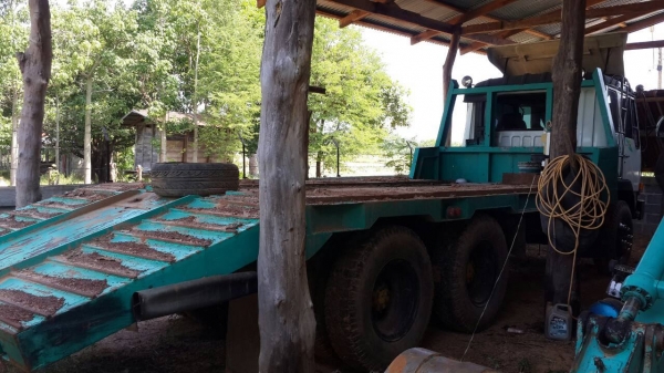 ขายเทรลเลอร์MITSUBISHI FN527M-A เครื่อง195แรง10สปีด ขึ้นแบคโคPC200ได้ เครื่องดี แคชซีสวย พ.เพาเวอร์ เบรกทิฟฟี่ ภายในสวย สภาพพร้อมใช้งาน เอกสารพร้อมโอน จัดไฟแนนซ์ได้ เงื่อนไขง่ายๆวันเดียวรับรถ สนใจโทร 090-8588220คุณนะ ID:narong498 หรือwww.truck.in.th/498 F