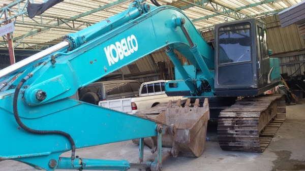 แบคโฮ KOBELCO มาค2