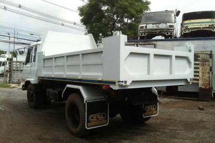 6ล้อดั้มNISSAN UDCLG87D ปี39 180แรงม้าดั้มใหม่ทั้งลูก