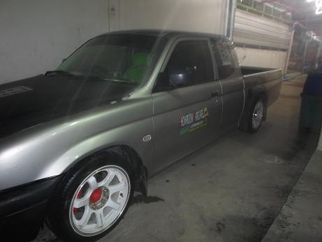 ขายรถกระบะเครื่องเสียงเป็นแสน