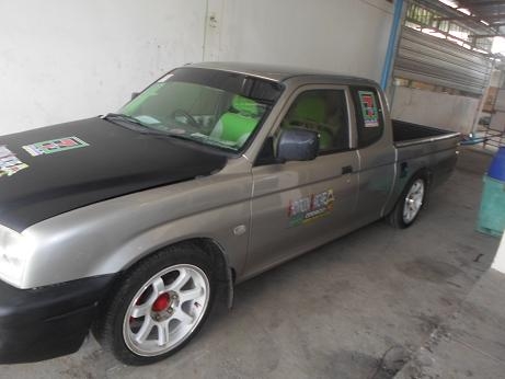 ขายรถกระบะเครื่องเสียงเป็นแสน