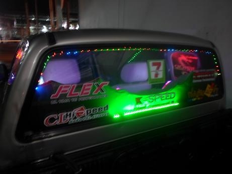 ขายรถกระบะเครื่องเสียงเป็นแสน