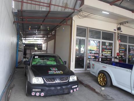 ขายรถกระบะเครื่องเสียงเป็นแสน