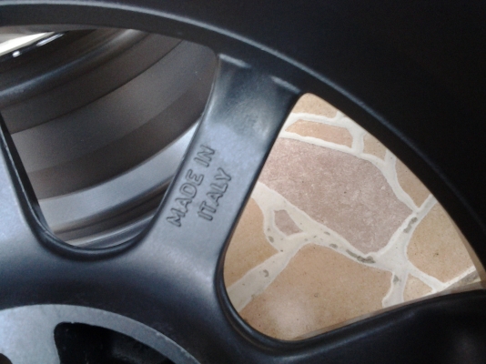 ล้อ15x7 / 4x100  off28  italy แท้ ติด e30 มา สำสีใหม่ ไม่ซ่อม