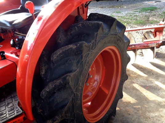ขาย Kubota L3608 สองเพลา รถปีเดียว 700 ชั่วโมง สภาพนางฟ้าครับ ขาย Kubota L3608 สองเพลา รถปีเดียว 700 ชั่วโมง สภาพนางฟ้าครับ