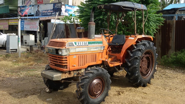 ปัญญาแทรคเตอร์ ..จัดมาให้ครับ คูโบต้า L1-33 เทอร์โบ พร้อมโรตาลี่