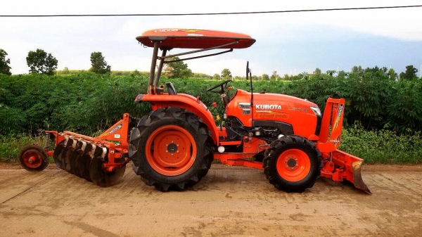 Kubota L3608 สองเพลา รถปีเดียว 700 ชั่วโมง สภาพนางฟ้าครับ