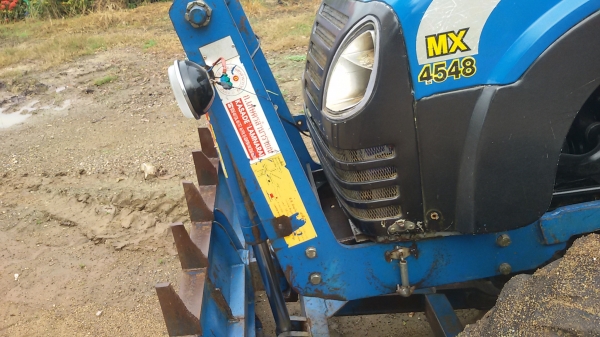 ปัญญาแทรคเตอร์มาแล้ว...จัดมาให้ครับ แชมป์ MX4548 พร้อม ใบมีดดันหน้า (เพิ่มผาน6ราคา15,000) จัดส่ง จ.สระแก้ว