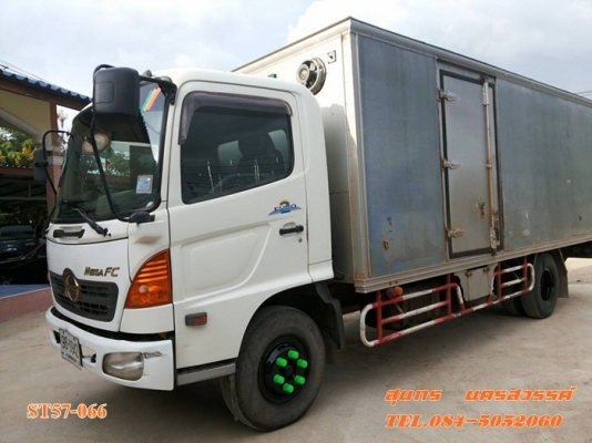 ขายด่วน รถบรรทุก 6 ล้อ HINO MEGA 150 แรงEURO-2 ตู้ 3 บาน รถห้างแท้ สภาพเดิมๆสวย พร้อมใช้สุดๆ ราคาสุดคุ้ม