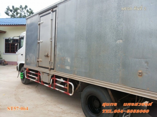ขายด่วน รถบรรทุก 6 ล้อ HINO MEGA 150 แรงEURO-2 ตู้ 3 บาน รถห้างแท้ สภาพเดิมๆสวย พร้อมใช้สุดๆ ราคาสุดคุ้ม