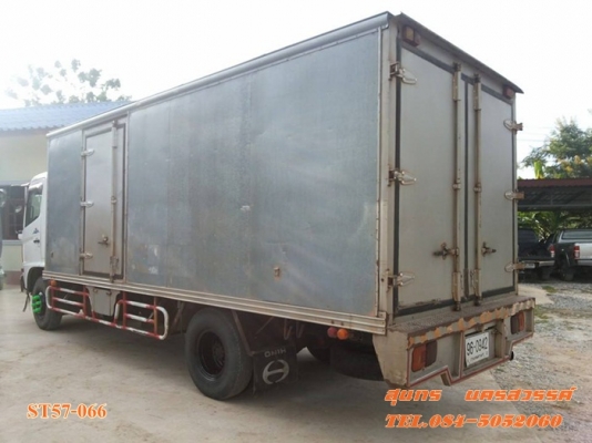 ขายด่วน รถบรรทุก 6 ล้อ HINO MEGA 150 แรงEURO-2 ตู้ 3 บาน รถห้างแท้ สภาพเดิมๆสวย พร้อมใช้สุดๆ ราคาสุดคุ้ม