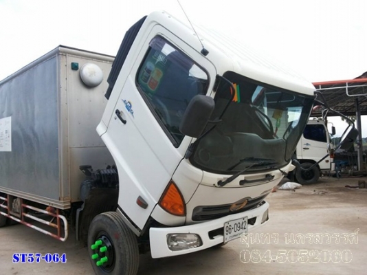 ขายด่วน รถบรรทุก 6 ล้อ HINO MEGA 150 แรงEURO-2 ตู้ 3 บาน รถห้างแท้ สภาพเดิมๆสวย พร้อมใช้สุดๆ ราคาสุดคุ้ม