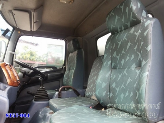 ขายด่วน รถบรรทุก 6 ล้อ HINO MEGA 150 แรงEURO-2 ตู้ 3 บาน รถห้างแท้ สภาพเดิมๆสวย พร้อมใช้สุดๆ ราคาสุดคุ้ม