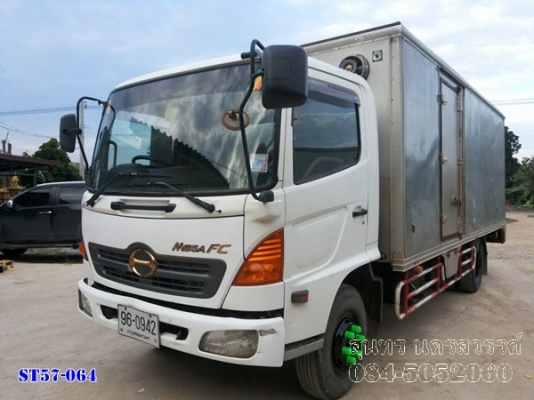 ขายด่วน รถบรรทุก 6 ล้อ HINO MEGA 150 แรงEURO-2 ตู้ 3 บาน รถห้างแท้ สภาพเดิมๆสวย พร้อมใช้สุดๆ ราคาสุดคุ้ม