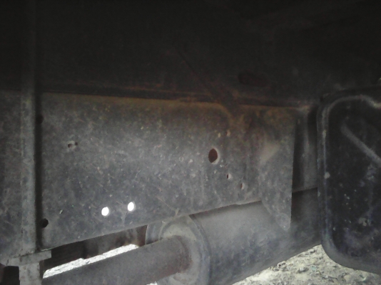 หกลัอ อีซูสุ NKR110 รถห้าง (ไม่ไช้รถโดยสาร) ทะเบียนพร้อม