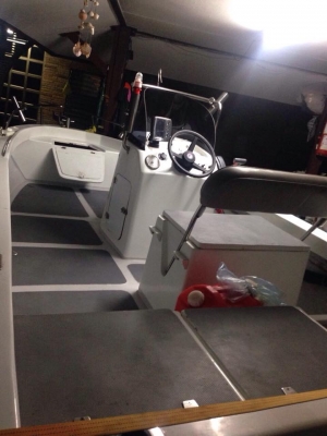 เพื่อนฝากขายเรือ 17 ฟุตโมลช่างหลาน 185,000 บาท เครื่องมือ1