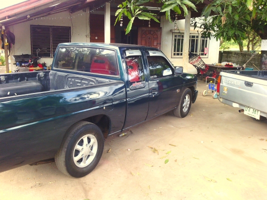 ขายนิสสันBIG M เครื่องดีเชล2.5 แอร์เย็น ล้อมแมก แมคลายเนอ คัดชีสวย ไม่ผุ ขายนิสสันBIG M เครื่องดีเชล2.5 แอร์เย็น ล้อมแมก แมคลายเนอ คัดชีสวย ไม่ผุ