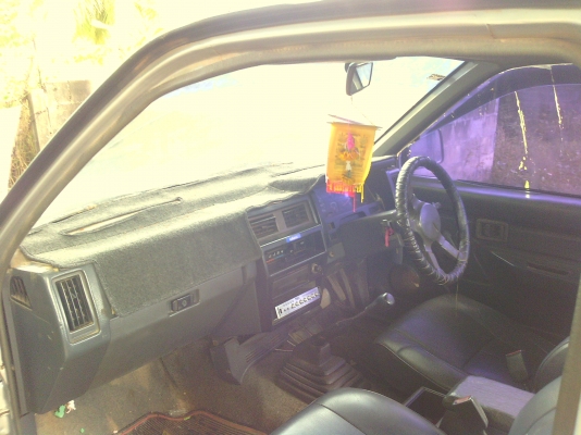 ขายนิสสันBIG Mแคป  2.5 แมคลายเนอ ภาษีไม่ขาด พร้อมใช้งาน