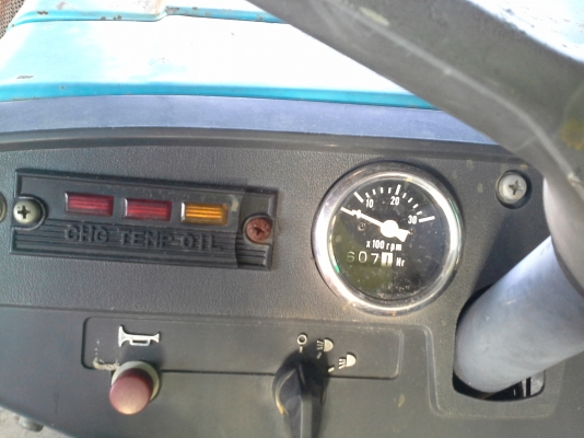 ขายรถไถนาพร้อมโรตารี่   MITSUBlSHl  แบบ  D1550P  ขับเคลื่อน 2 ล้อ รถเครื่องดี  ทำงานนอ้ย  ไม่เคยใช้งานในไทย  เป็นรถเก่านอก  มีเอกสารแจ้งจำหน่วย  ราคาไม่แพงค่ะ