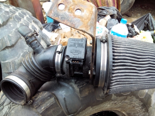 ขายแอร์โฟลพร้อมกรองเปลือย  SR20ฝาขาว 1,000บาท