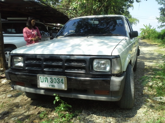 ขาย Mazda b2500