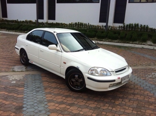 ขายcivic ตาโต เครื่องเดิม vtec เกียธรรมดา ดิส4ล้อ abs ซื้อไปใช้ได้เลยไม่ต้องไปนั่งเก็บแล้ว