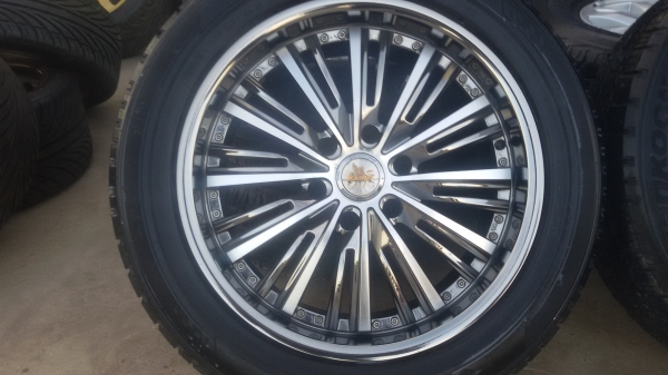 ขายล้อขอบ20พร้อมยางสวยสวยชุดละ19500