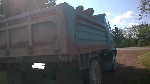 ขาย6ล้อ ดั้ม FRR 195แรงม้า ยาง900-20