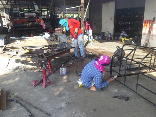 รับซ่อม เปลี่ยน แก้ปัญหารถเกี่ยวข้าว และต่อเทลเลอร์ตามสั่ง เปลี่ยนตู้เลดคูโบต้า รอรับได้เลย