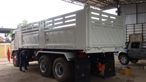 ขายฮีโน่ เมก้า260แรงม้า ปี47 กระบะสามมิตรลอนเฉียง ใช้งานน้อยมากๆ