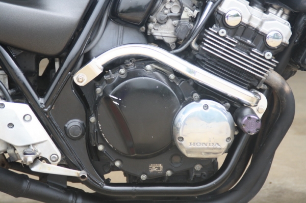 CB 400 เทค 1 สรรสามิตแท้ เครื่องดี สีสวย ยางหน้า ยางหลังใหม่ 83000 CB 400 เทค 1 สรรสามิตแท้ เครื่องดี สีสวย ยางหน้า ยางหลังใหม่ 83000