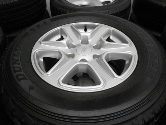 ขายล้อแม็ก Ford Ranger ขอบ 17 พร้อมยาง Dunlop 265/65/17 กลางปี 12/เทิร์นได้ ใส่ฟรี ส่งฟรีค่ะ