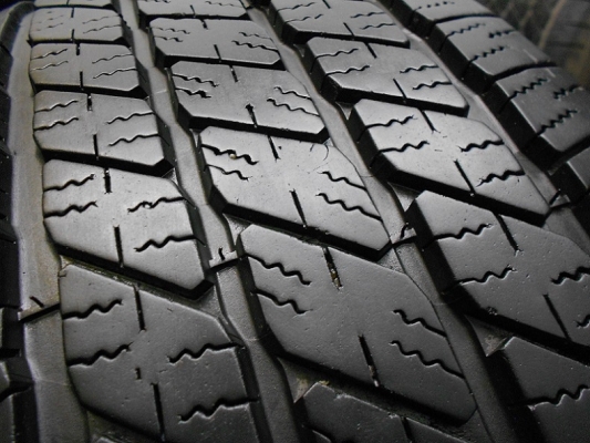 ขายล้อแม็ก Toyota Fortuner ขอบ 17 พร้อมยาง Michelin 265/65/17 ปี 13/เทิร์นได้-ใส่,ส่งฟรีค่ะ