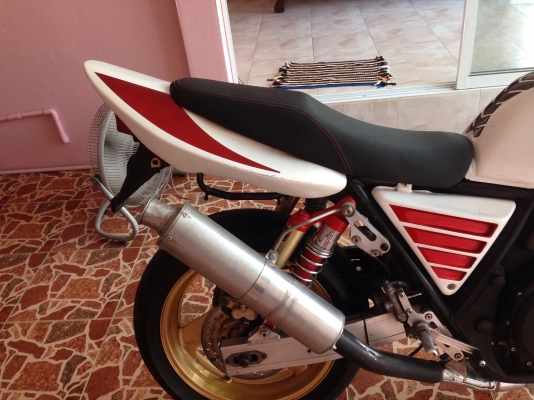 ขายด่วนCB400แต่งเต็ม ปี98 ver.s อินวอย สพม 65500