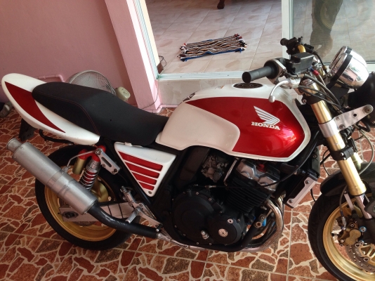 ขายด่วนCB400แต่งเต็ม ปี98 ver.s อินวอย สพม 65500