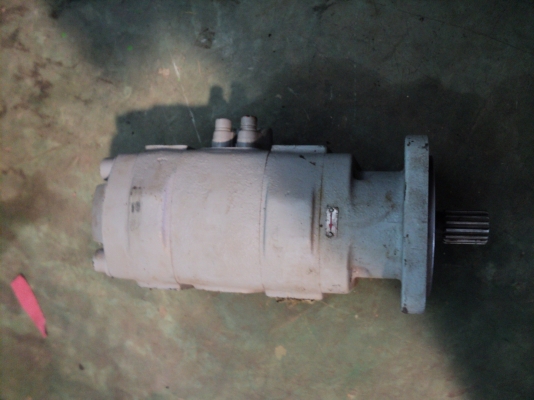 ปั๊ม uchida 2ตอน เสื้อเหล็ก 14 ฟันสวยพร้อมใช้และจัดส่ง ปั๊ม uchida 2ตอน เสื้อเหล็ก 14 ฟันสวยพร้อมใช้และจัดส่ง