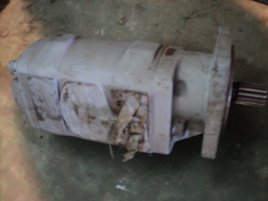 ปั๊ม uchida 2ตอน เสื้อเหล็ก 14 ฟันสวยพร้อมใช้และจัดส่ง ปั๊ม uchida 2ตอน เสื้อเหล็ก 14 ฟันสวยพร้อมใช้และจัดส่ง